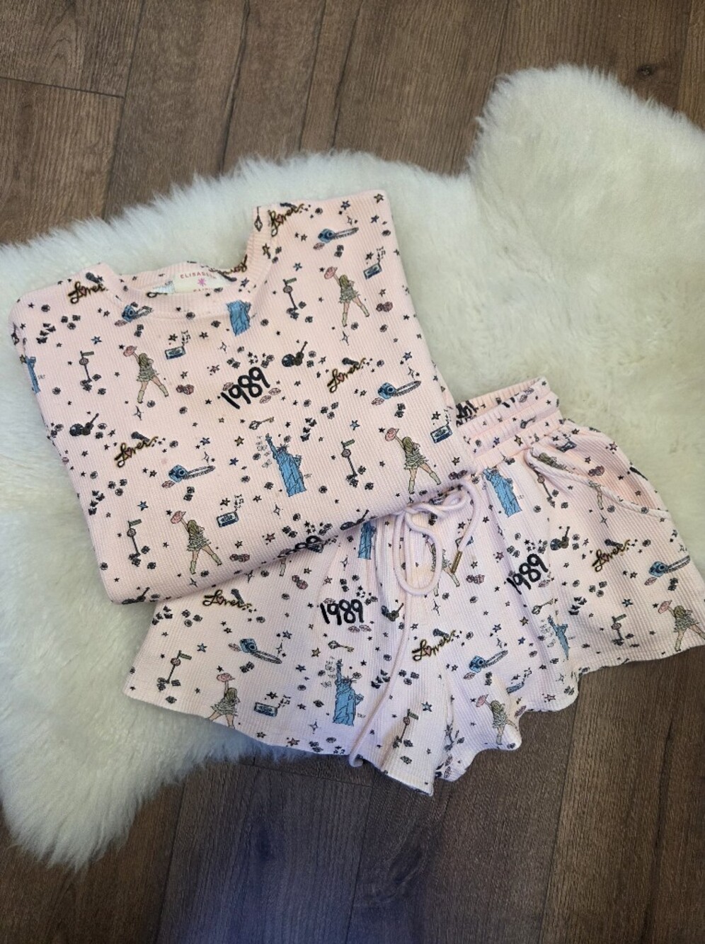 LOT OF Elizabeth Faith TAYLOR SWIFT Waffle-Knit Women's PJS MEDIUM